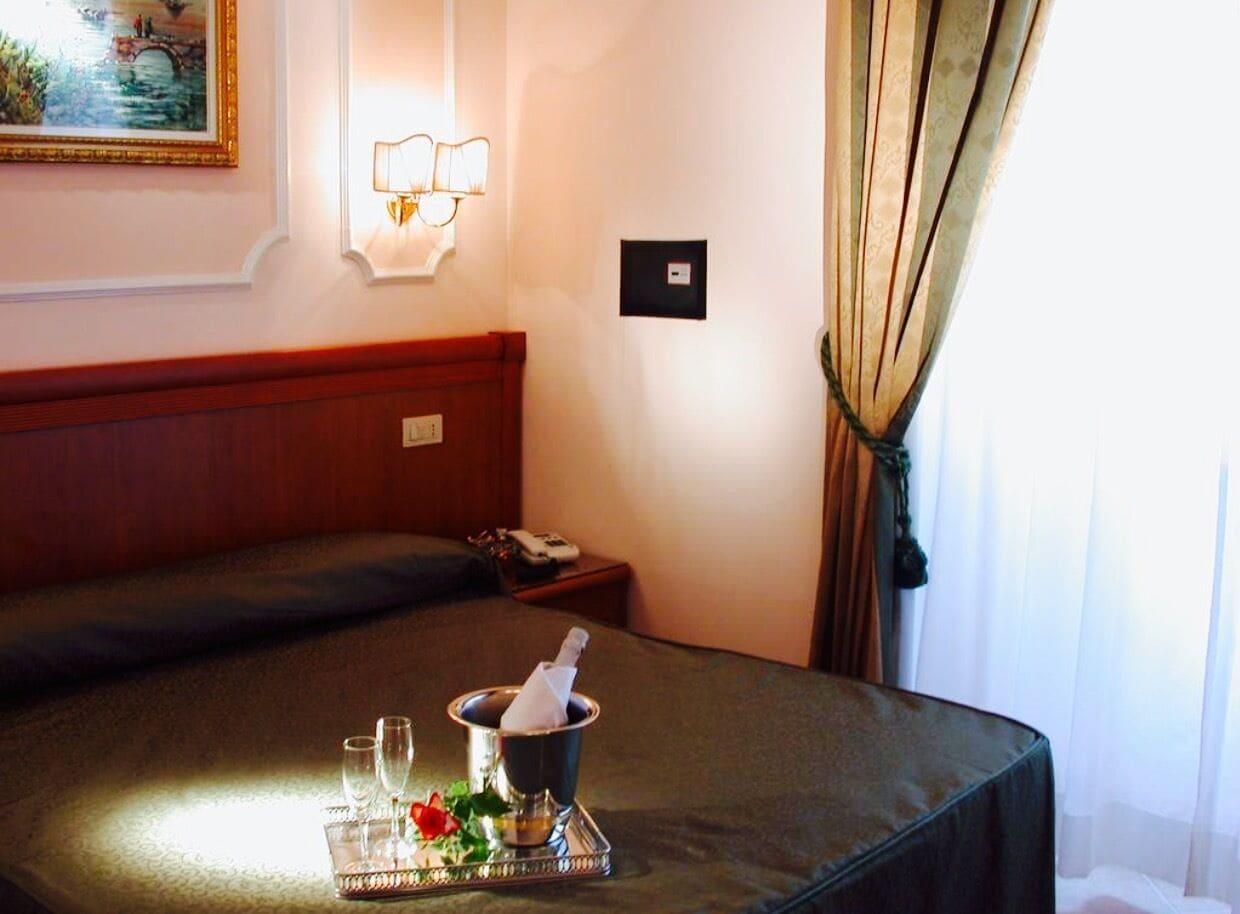 Hotel Philia Рим Екстериор снимка
