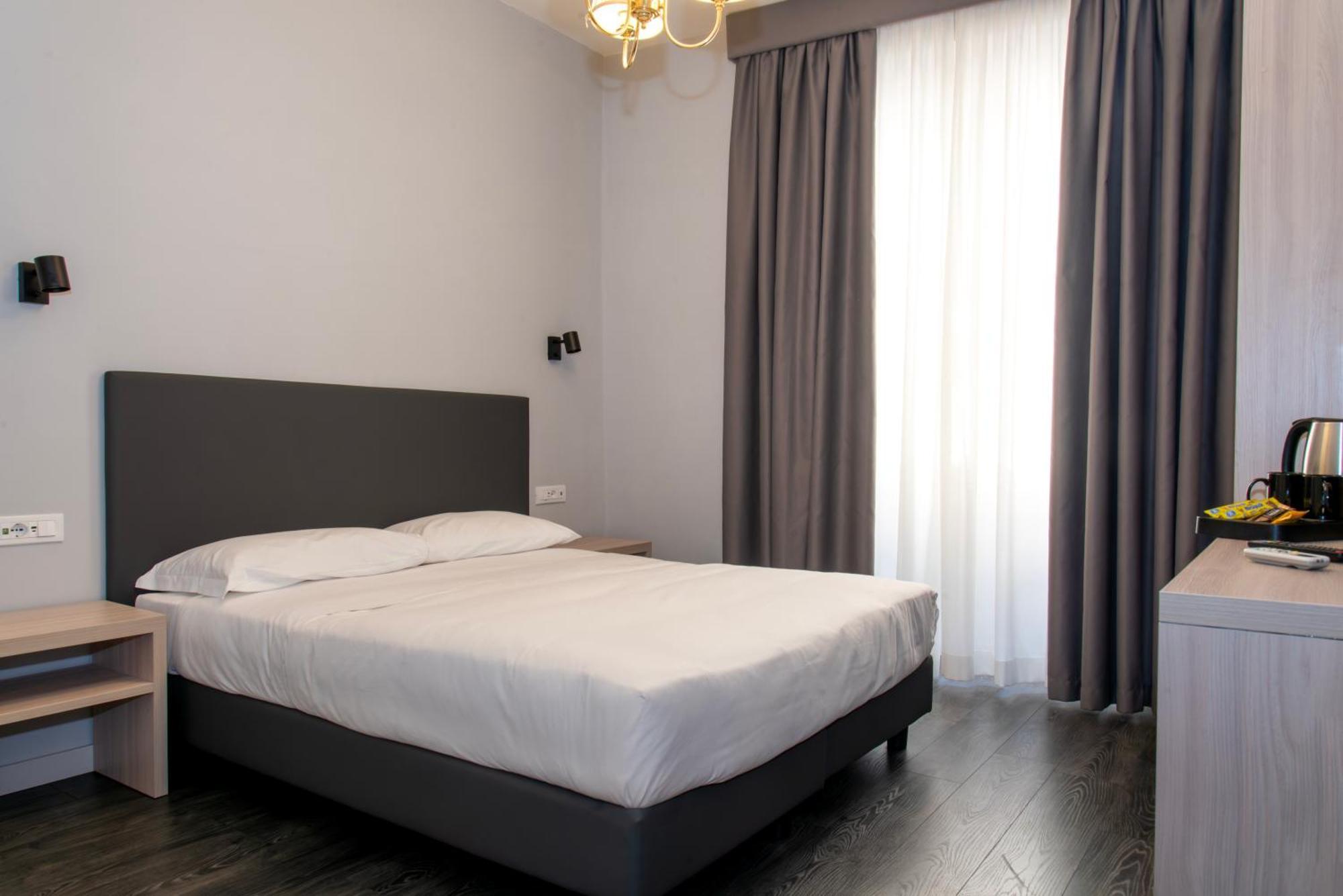 Hotel Philia Рим Екстериор снимка