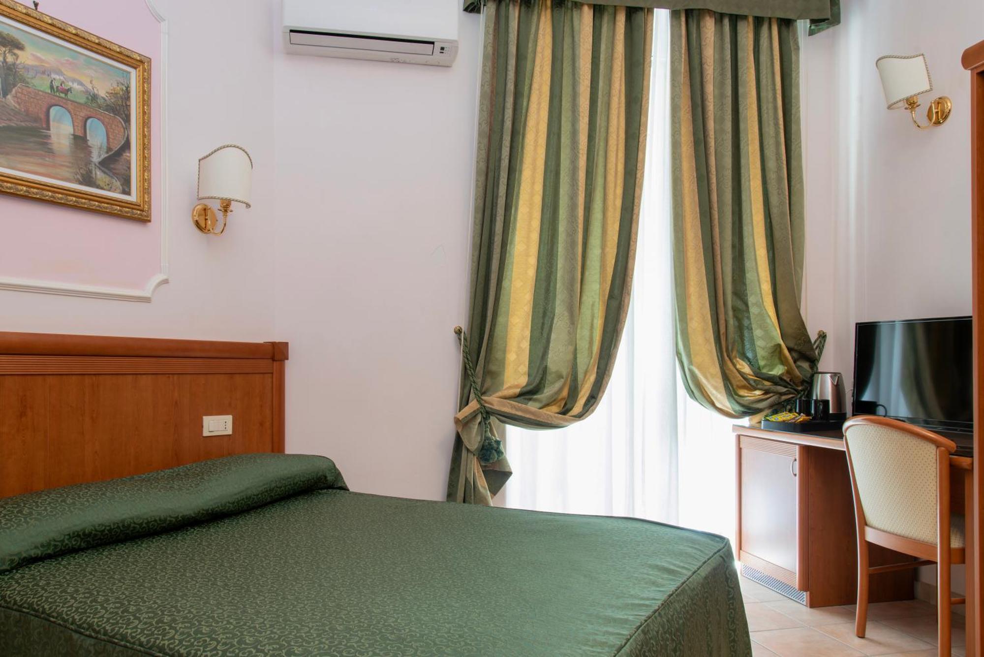 Hotel Philia Рим Екстериор снимка