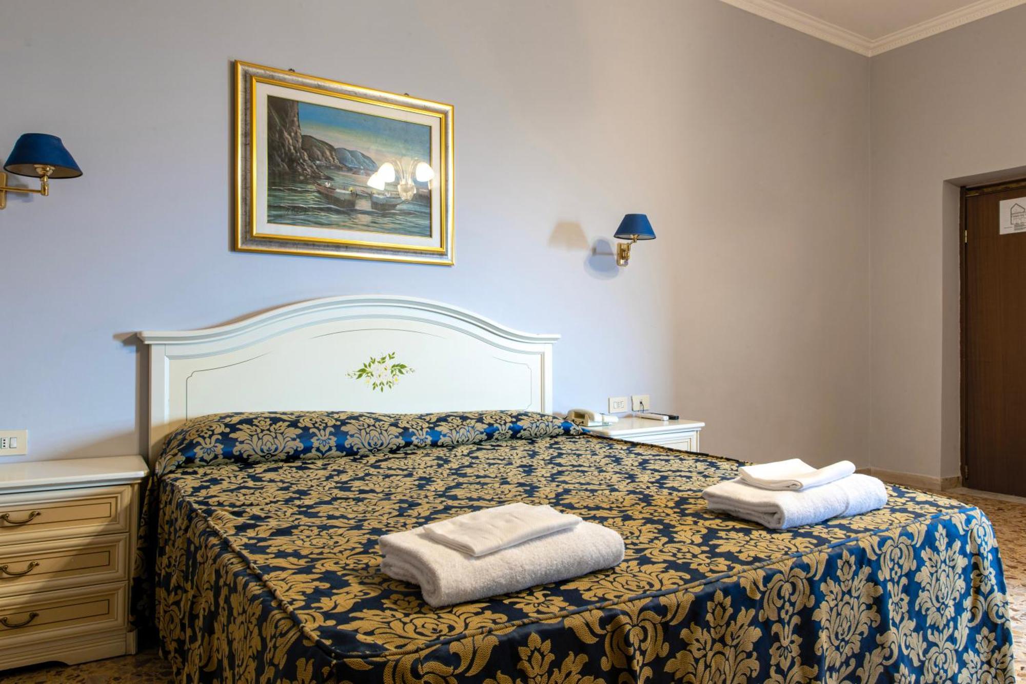 Hotel Philia Рим Екстериор снимка