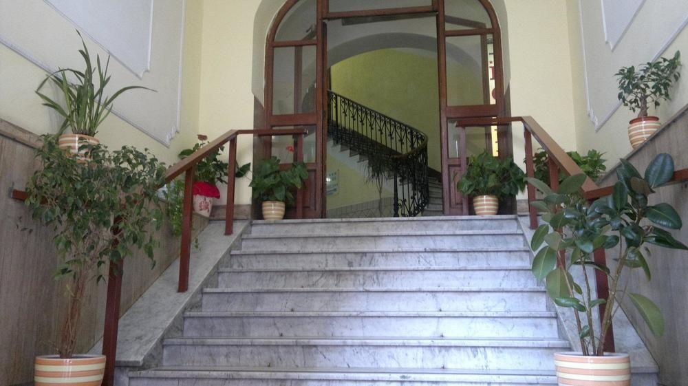Hotel Philia Рим Екстериор снимка