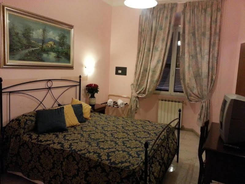Hotel Philia Рим Екстериор снимка